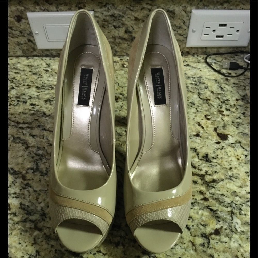 Awesome WHBM Nude Heels 9 Excellent Condition